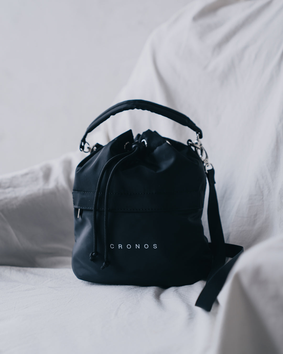 WOMEN'S ITEM