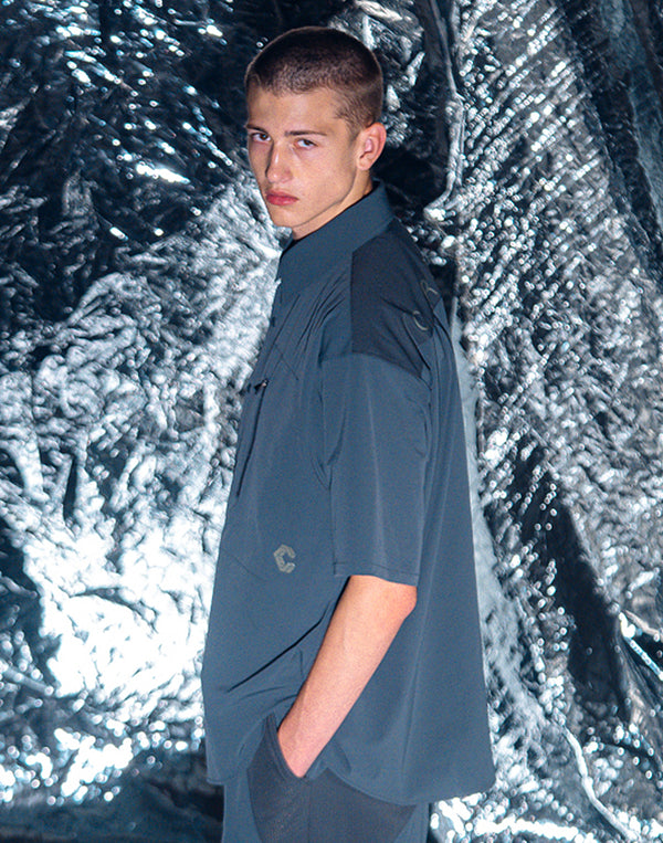 CRONOS TECH VERTICAL ZIP SHIRT【D.GRAY】