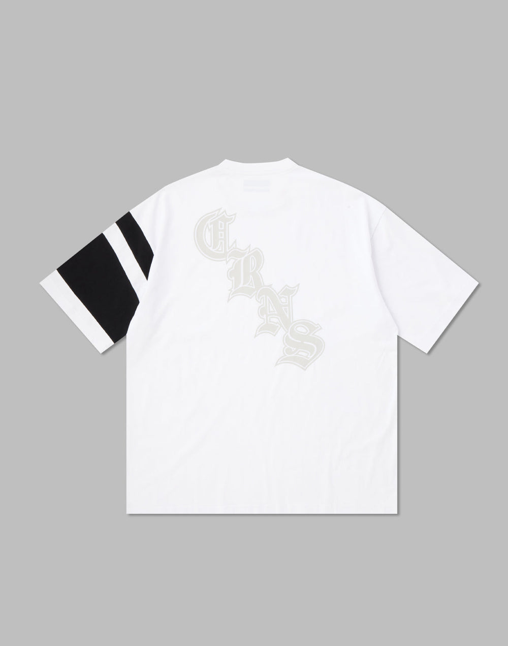 クロノス ブラックレター オーバーサイズ Tシャツ【ホワイト】