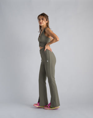 CRONOS WOMEN RIB GATHER BRA【KHAKI】