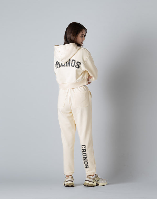 CRONOS WOMEN COLLEGE LOGO SHORT HOODIE【CREAM】