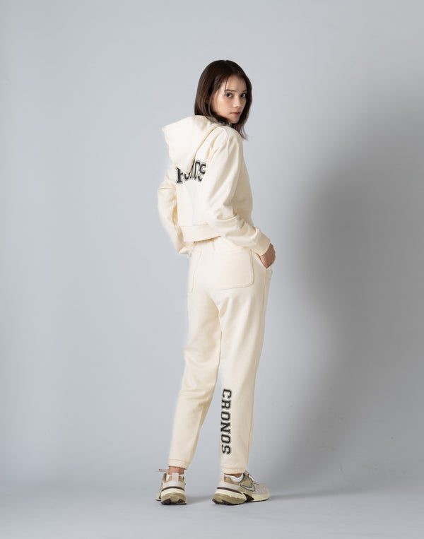 CRONOS WOMEN COLLEGE LOGO SHORT HOODIE【CREAM】