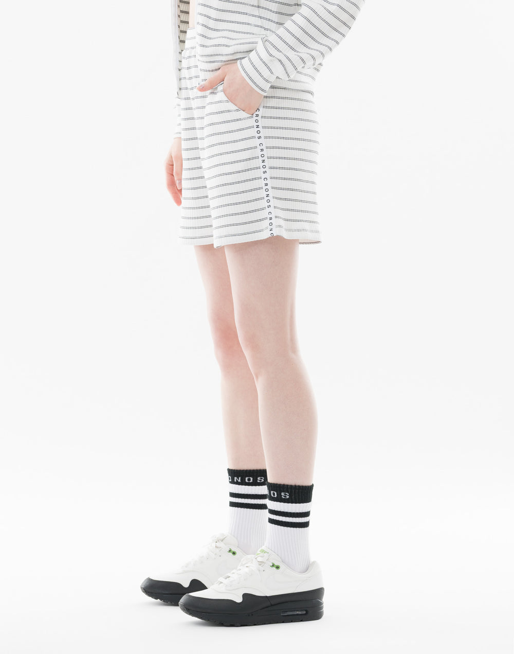 CRONOS WOMEN Shiny Wide Rib Shorts【WHITE】