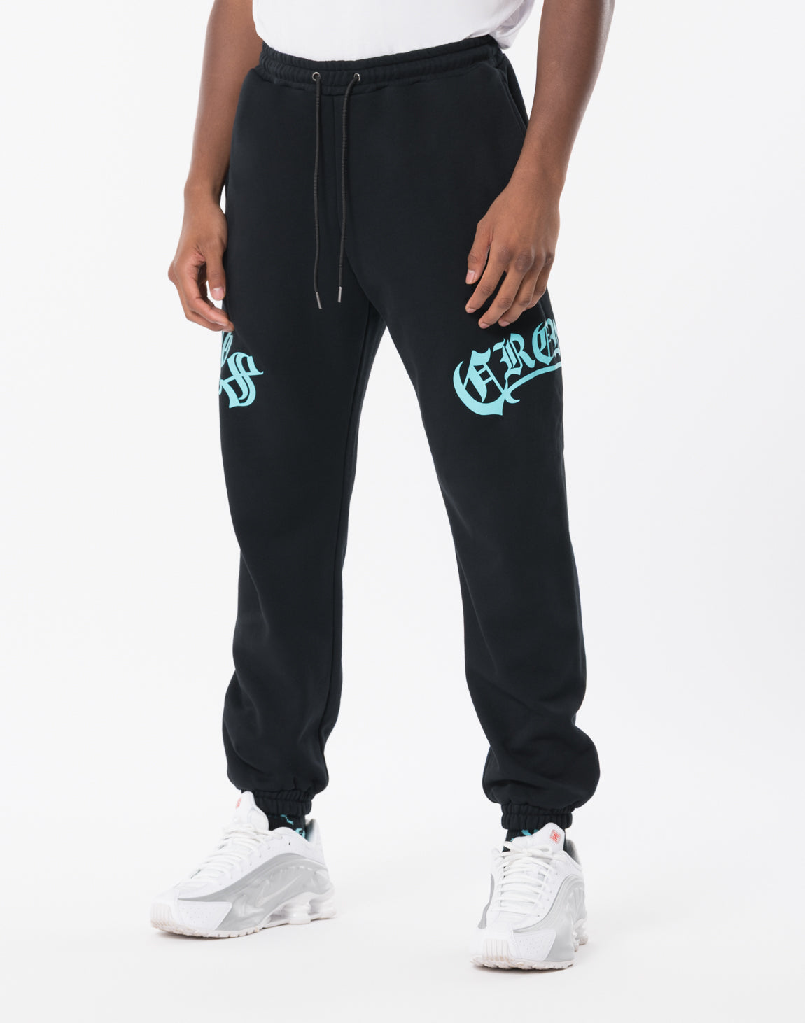 美品　cronos クロノス　ロングスウェットパンツ　ブラック CRONOS BLACKLETTER Long Pants【BLACK×BLUE】