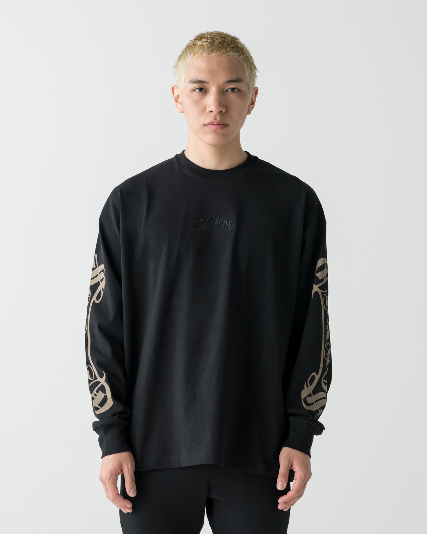 CRONOS BLACKLETTER L/S TEE【BLACK×GREIGE】