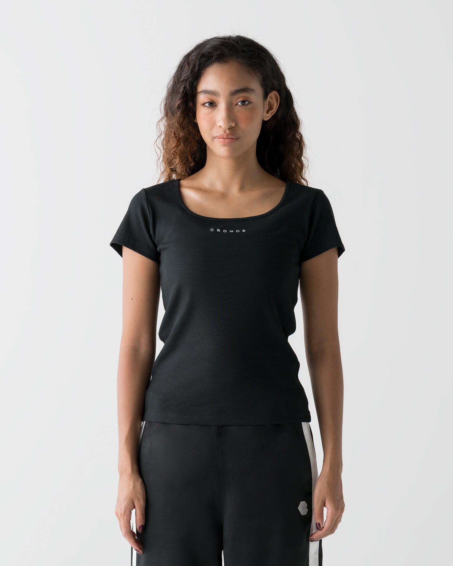 CRONOS WOMEN SQUARE NECK T-SHIRT【BLACK】