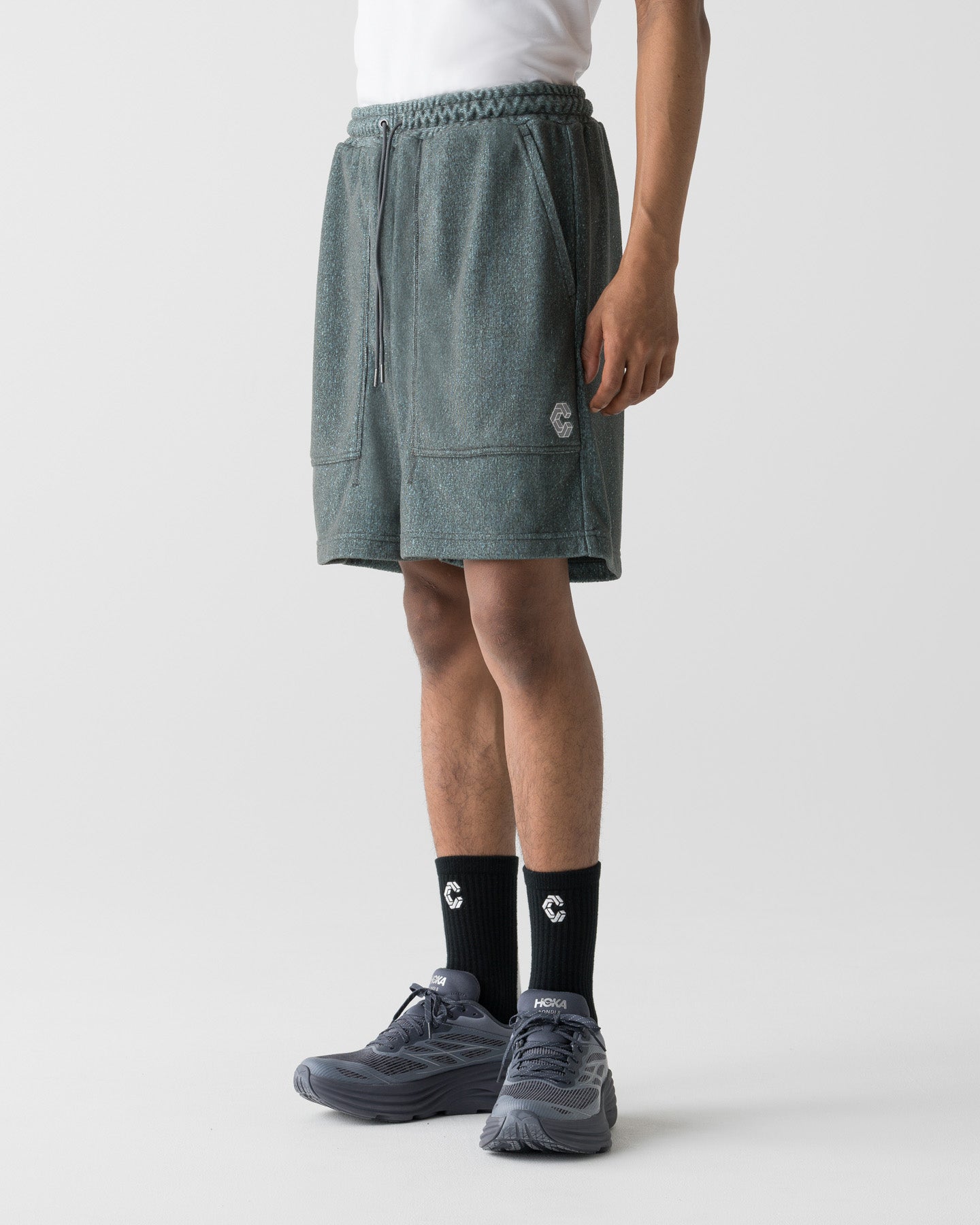 CRONOS LIGHT PILE STRETCH SHORTS【D.GRAY】