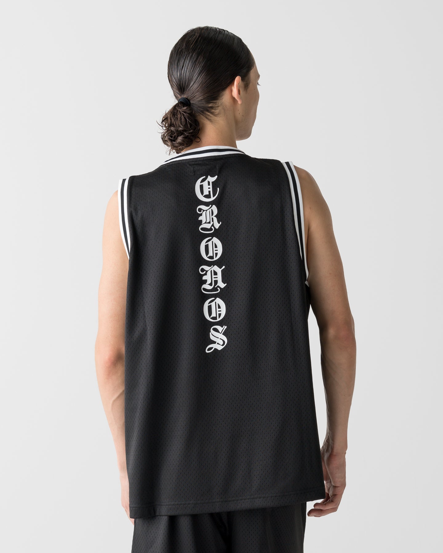 CRONOS BLACKLETTER BASKET MESH SLEEVELESS【BLACK】