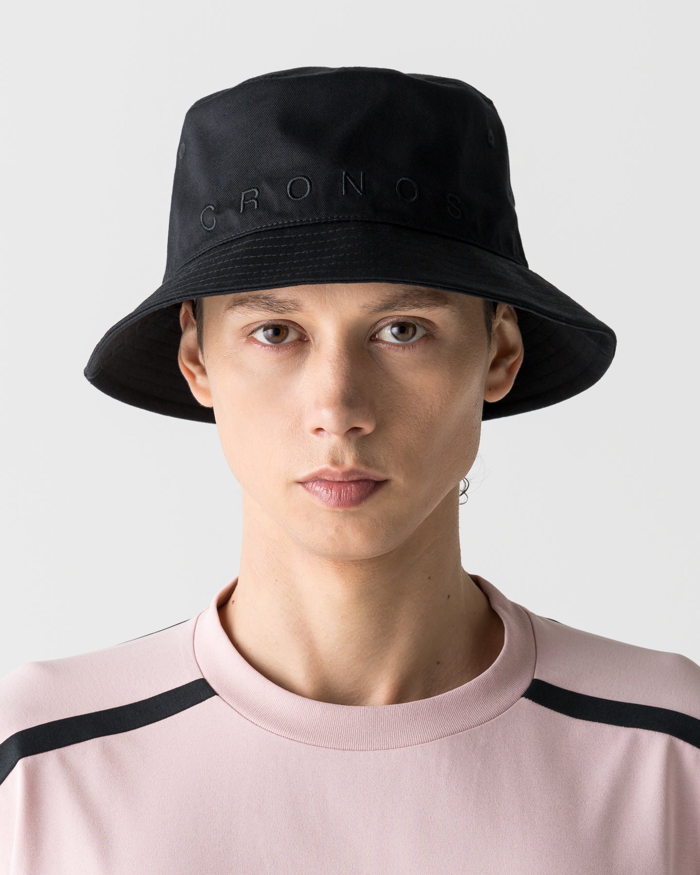 CRONOS LOOP LOGO BUCKET HAT【BLACK】