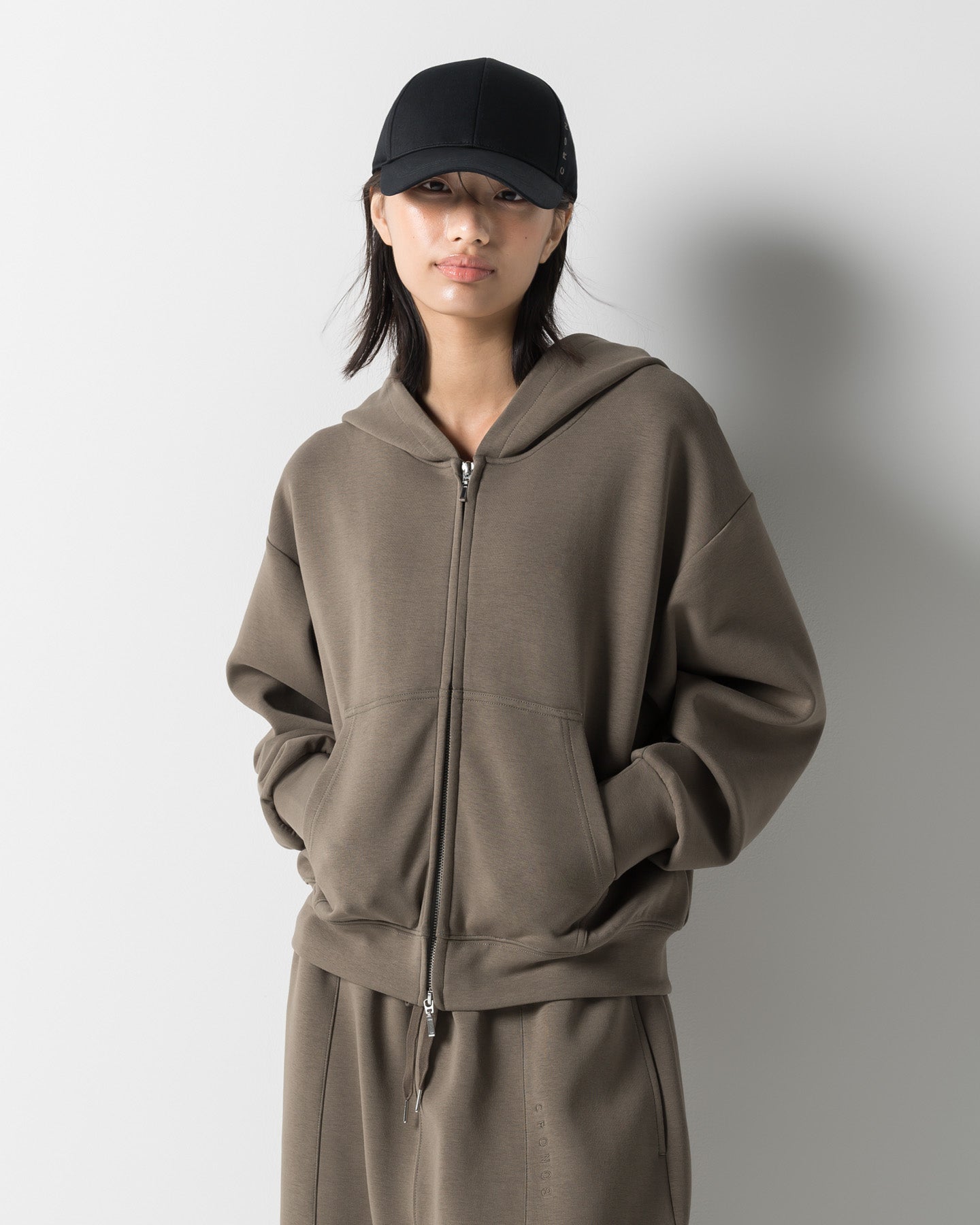 CRONOS WOMEN LIGHTWEIGHT ZIP HOODIE【KHAKI】