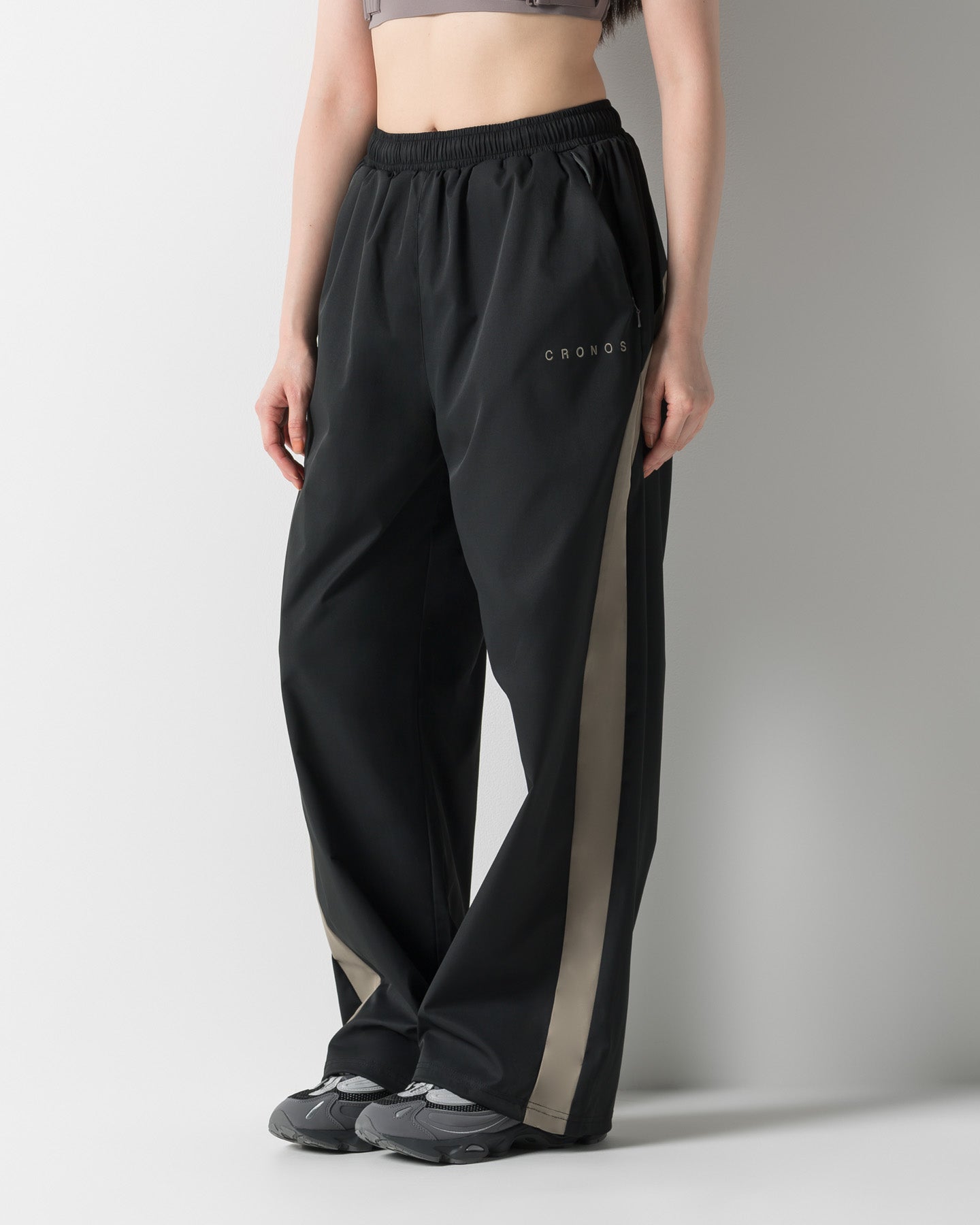 CRONOS WOMEN SIDE LINE DRAWSTRING PANTS【BLACK】