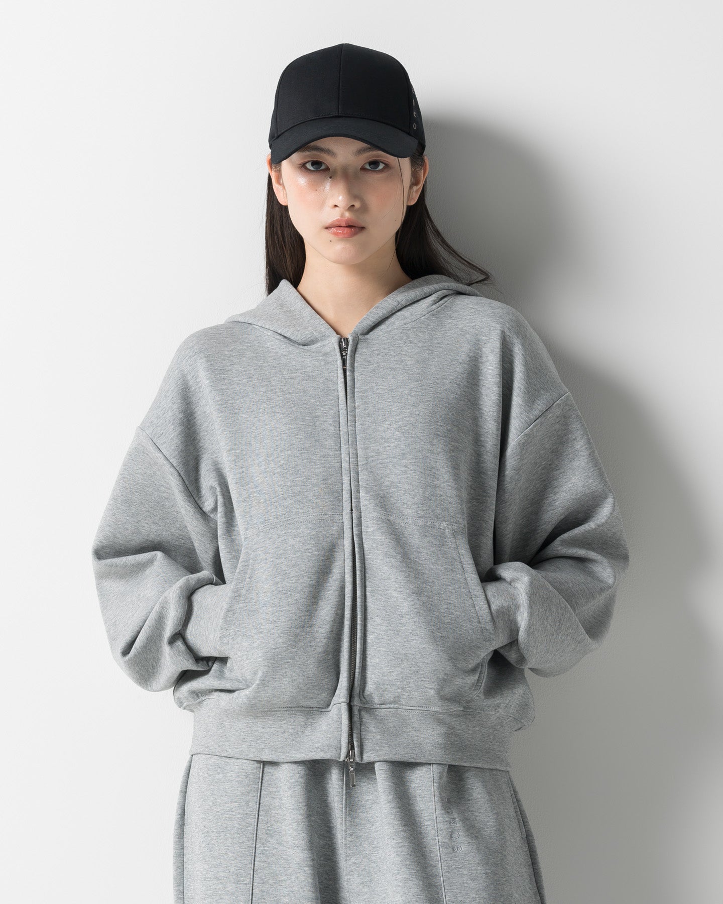 CRONOS WOMEN LIGHTWEIGHT ZIP HOODIE【GRAY】