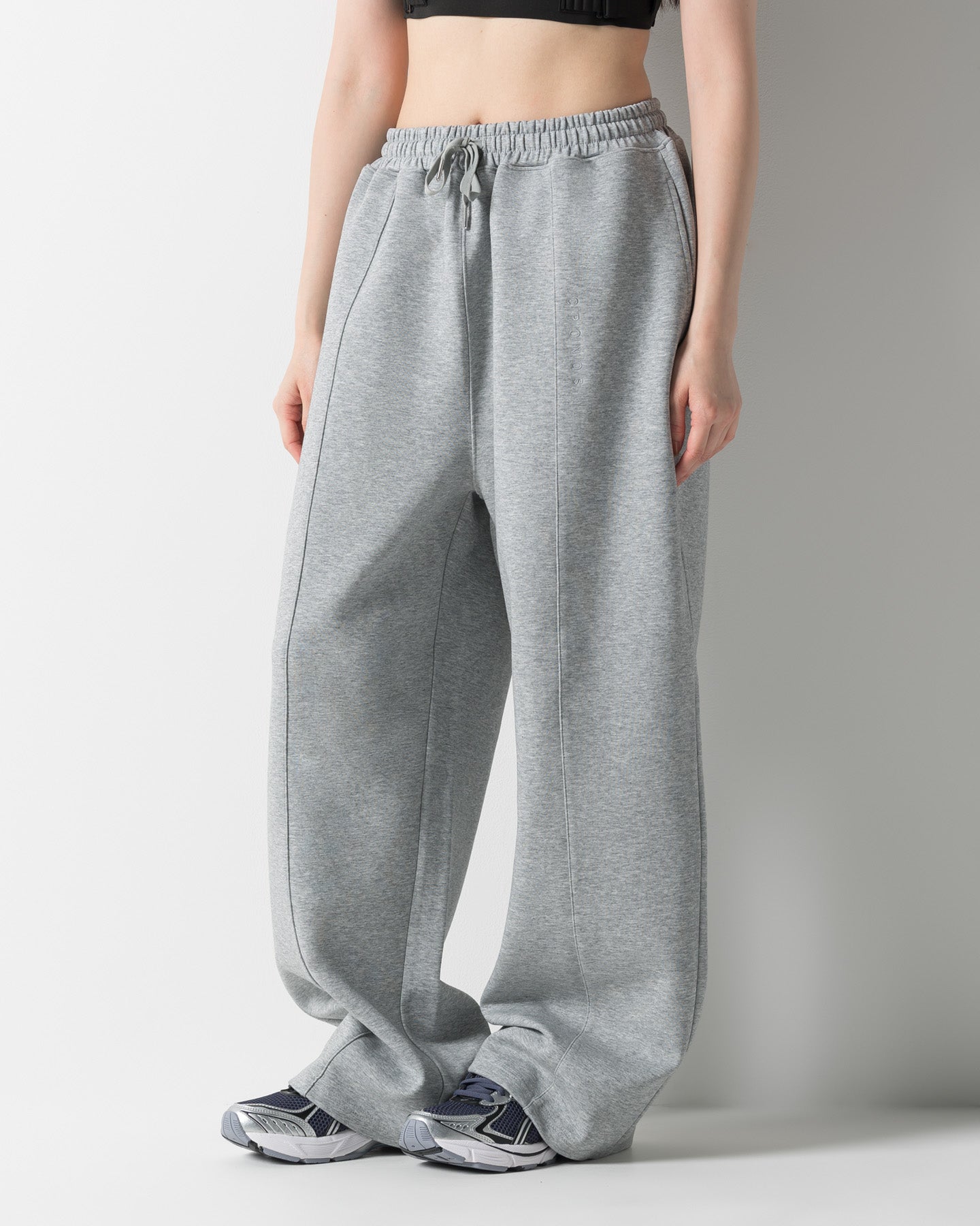 CRONOS WOMEN LIGHTWEIGHT SWEAT PANTS【GRAY】