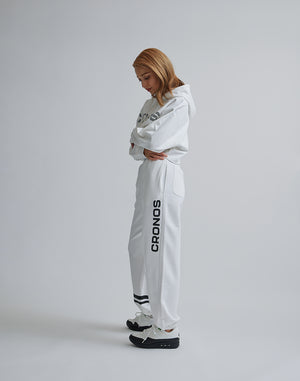 CRONOS WOMEN LOGO SHORT HOODIE【WHITE】