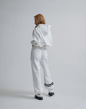 CRONOS WOMEN LOGO SHORT HOODIE【WHITE】