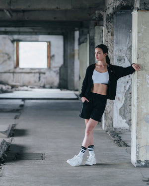 CRONOS WOMEN Shiny Wide Rib Shorts【BLACK】