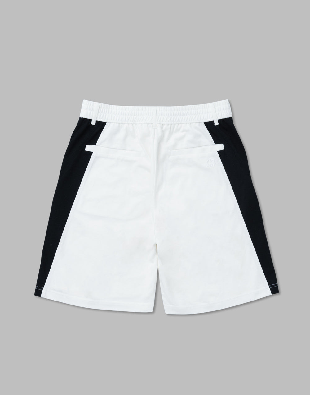 CRONOS BLACK active shorts	【WHITE】