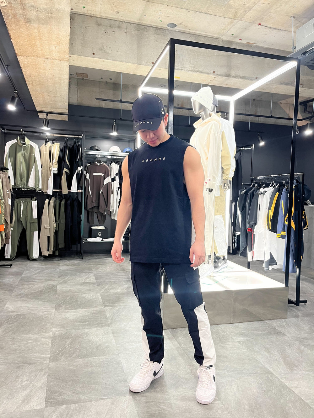 CRONOS TOKYO STAFF