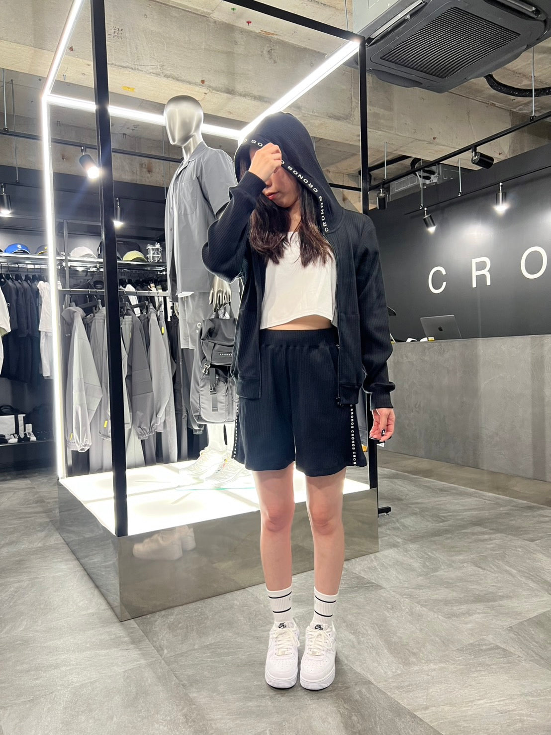 CRONOS TOKYO STAFF　　　　