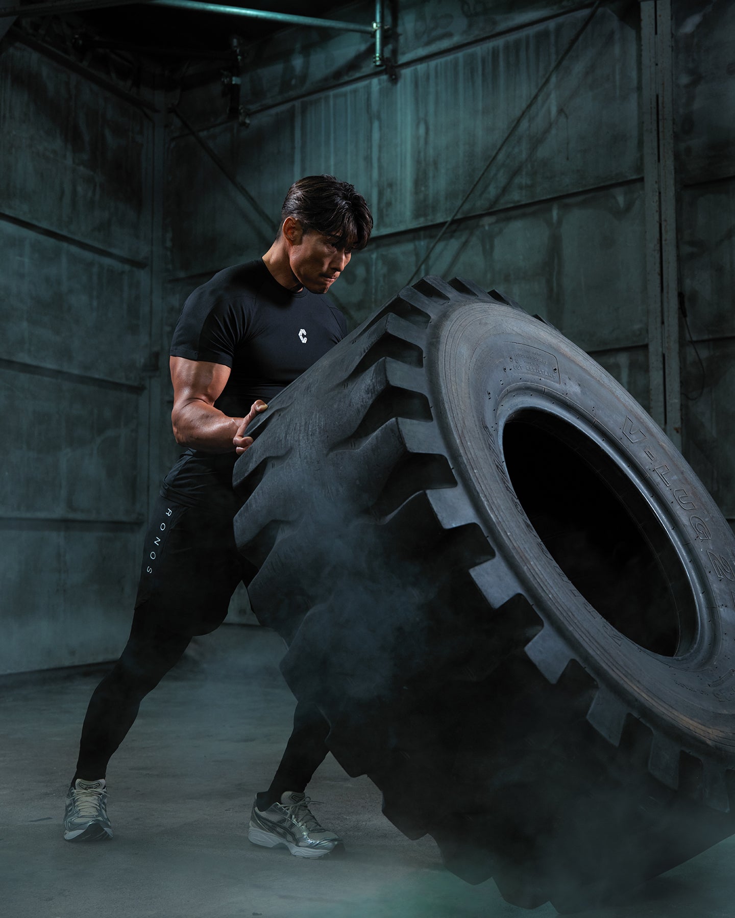 CRONOS×ITOI COMPRESSION LEGGINGS【BLACK】