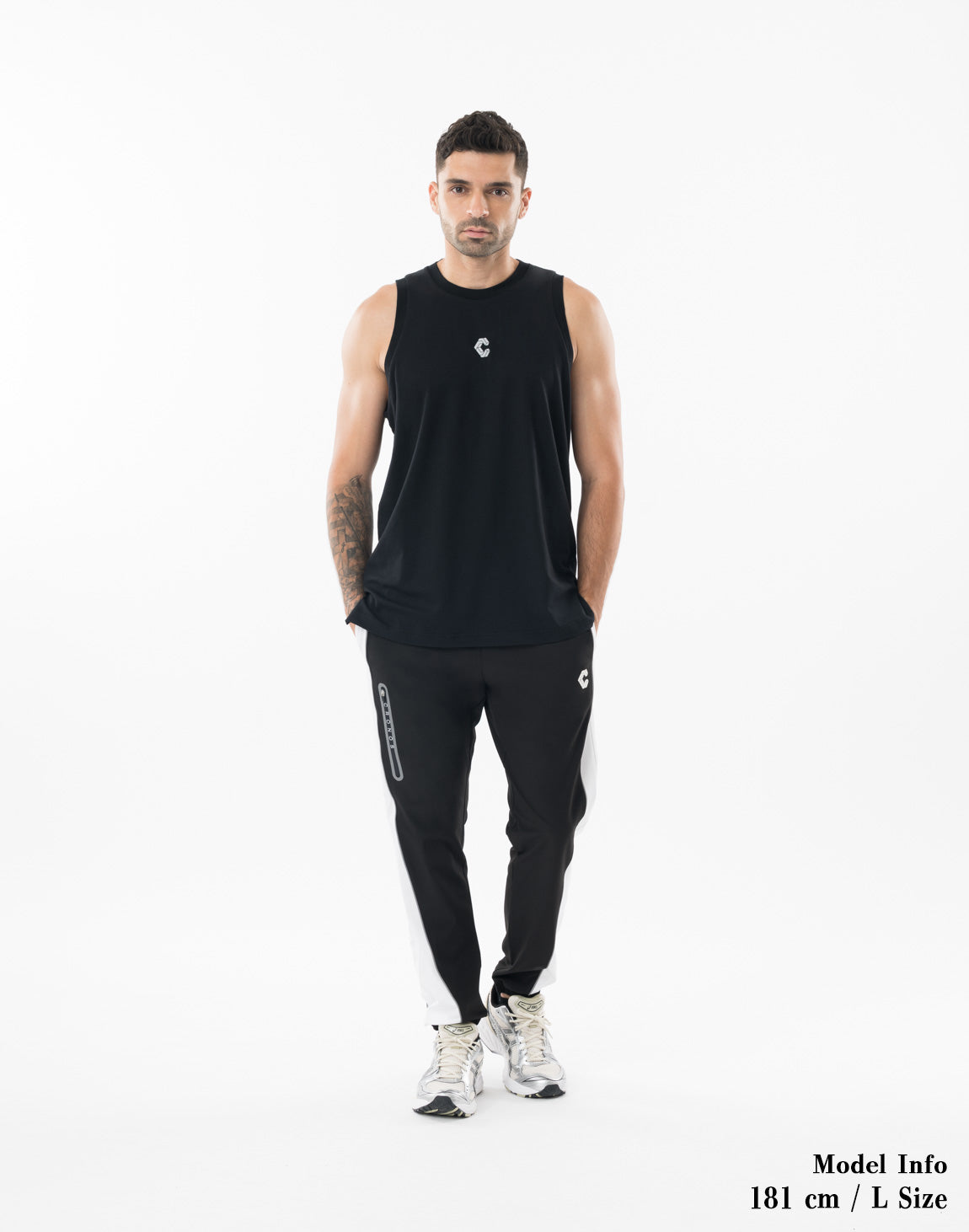 CRONOS REFLECT LINE SLEEVELESS【BLACK】