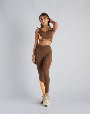 CRONOS WOMEN SWITCHED LOGO LEGGINGS【BROWN】