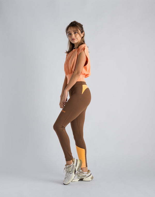 CRONOS WOMEN SWITCHED LOGO LEGGINGS【BROWN】