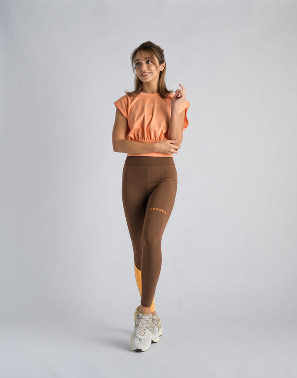 CRONOS WOMEN SWITCHED LOGO LEGGINGS【BROWN】