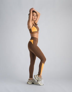 CRONOS WOMEN SWITCHED LOGO LEGGINGS【BROWN】