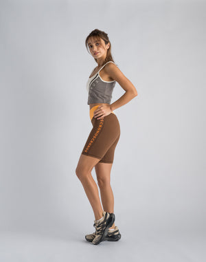 CRONOS WOMEN SWITCHED LOGO SHORT LEGGINGS【BROWN】
