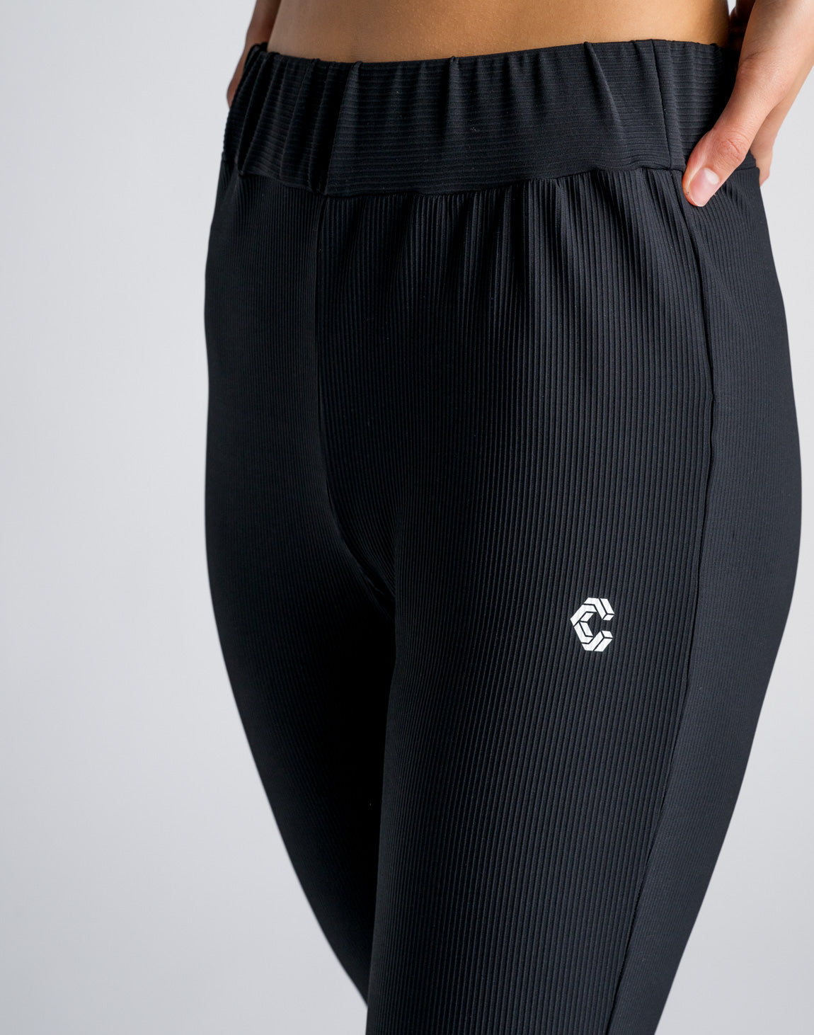 CRONOS WOMEN RIB HIGH RISE SLIT PANTS【BLACK】 – クロノス