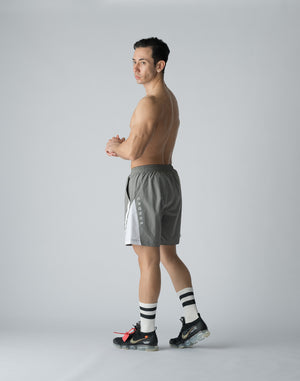 CRONOS DIAGONAL SWITCHING SHORTS【GRAY】