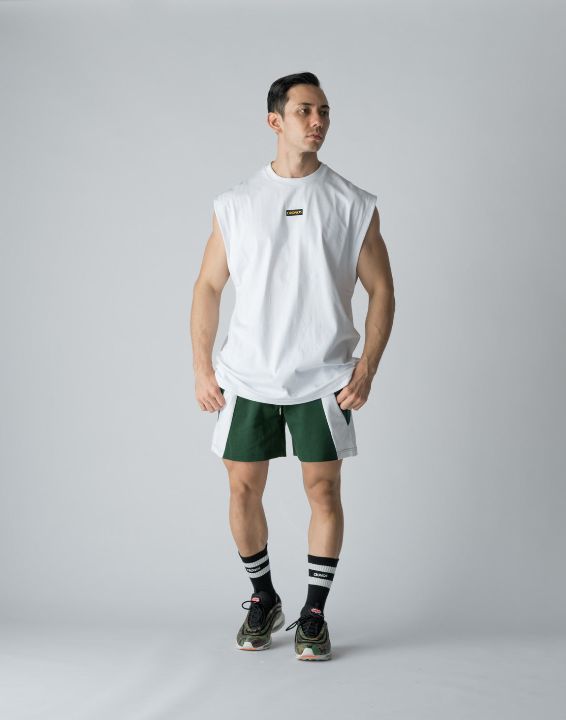 CRONOS EMBROIDERY BOXLOGO SLEEVELESS【WHITE】 – クロノス