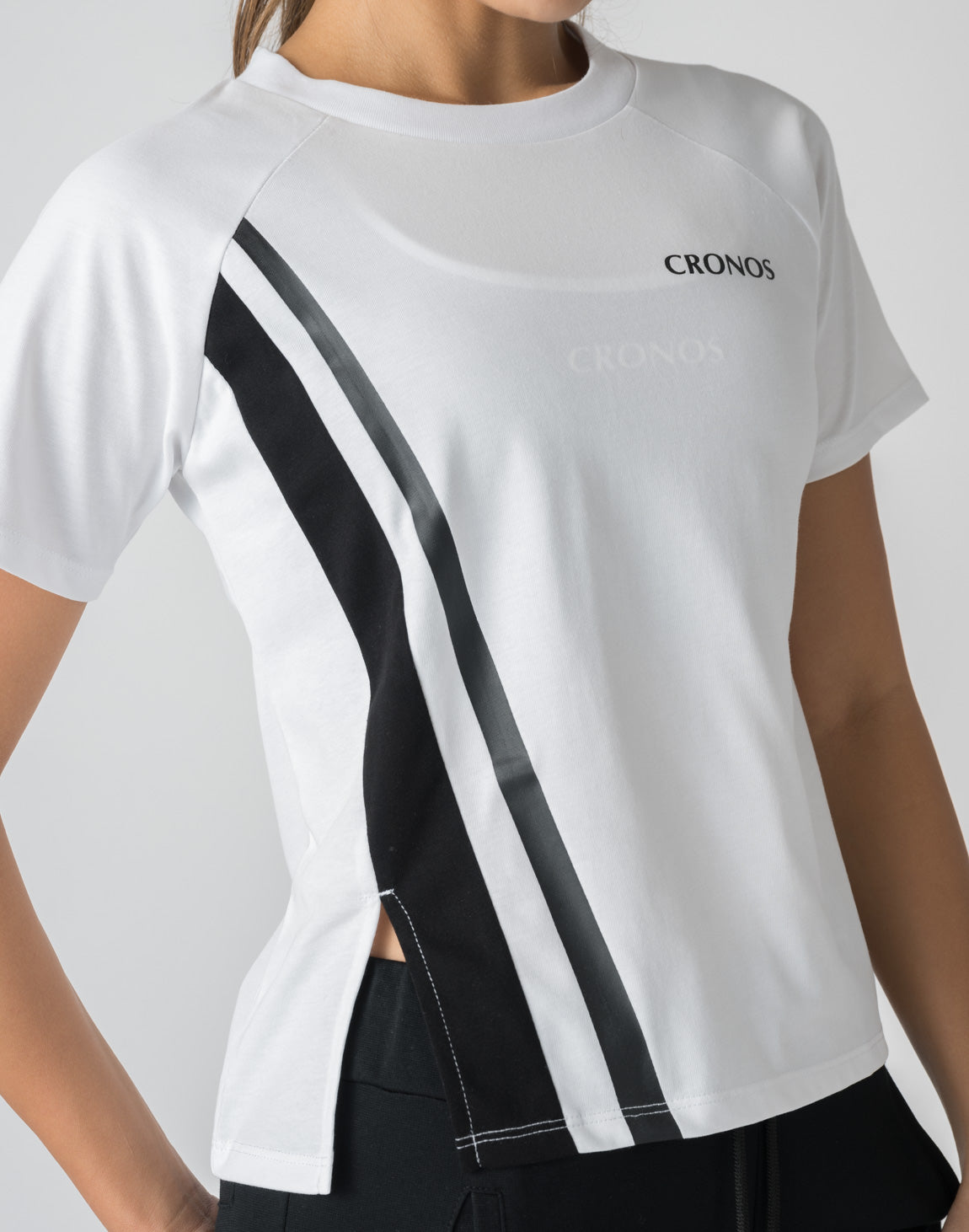 CRONOS WOMEN FRONT SLIT T-SHIRTS【BLACK】 – クロノス CRONOS