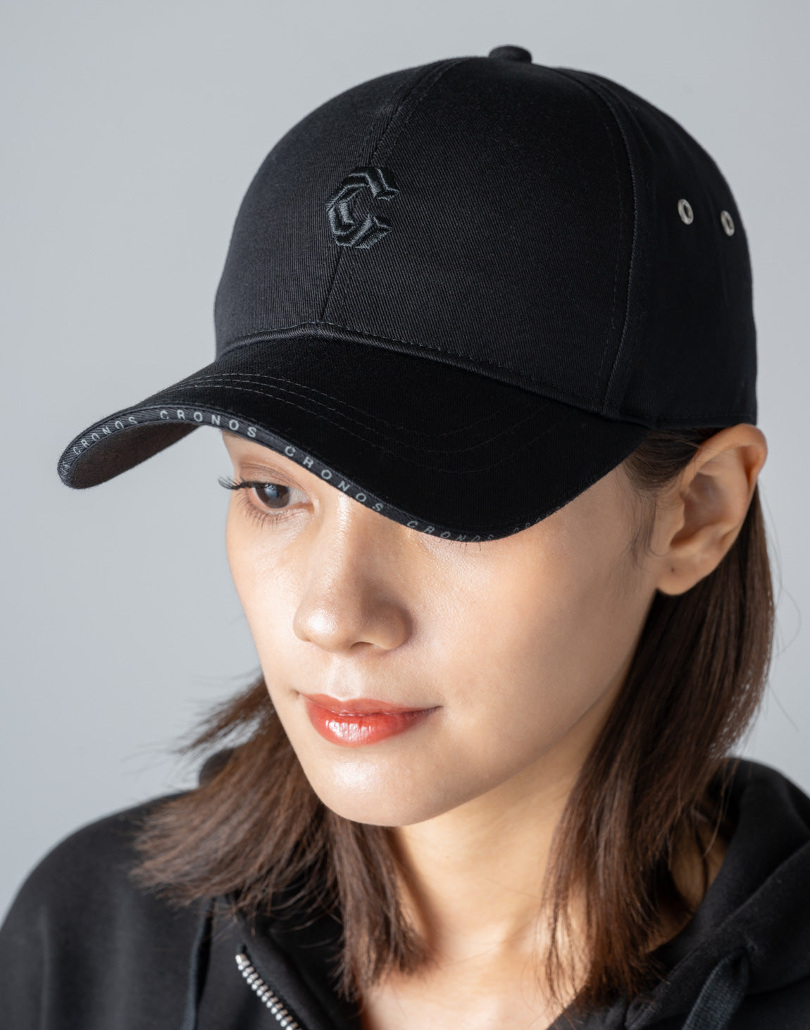 CRONOS WOMEN NEW LOGO CAP【BLACK×BLACK】 – クロノス CRONOS Official Store