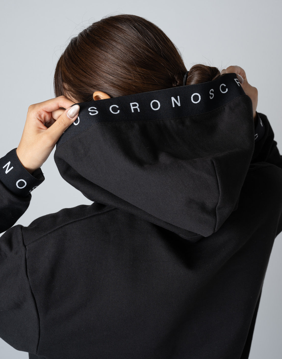 CRNS EMBROIDERY HOODIE – クロノス CRONOS Official Store