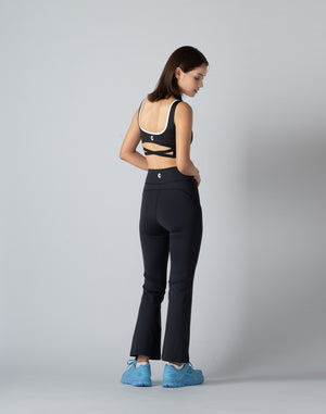 CRONOS WOMEN FLARE LEGGINGS【BLACK】