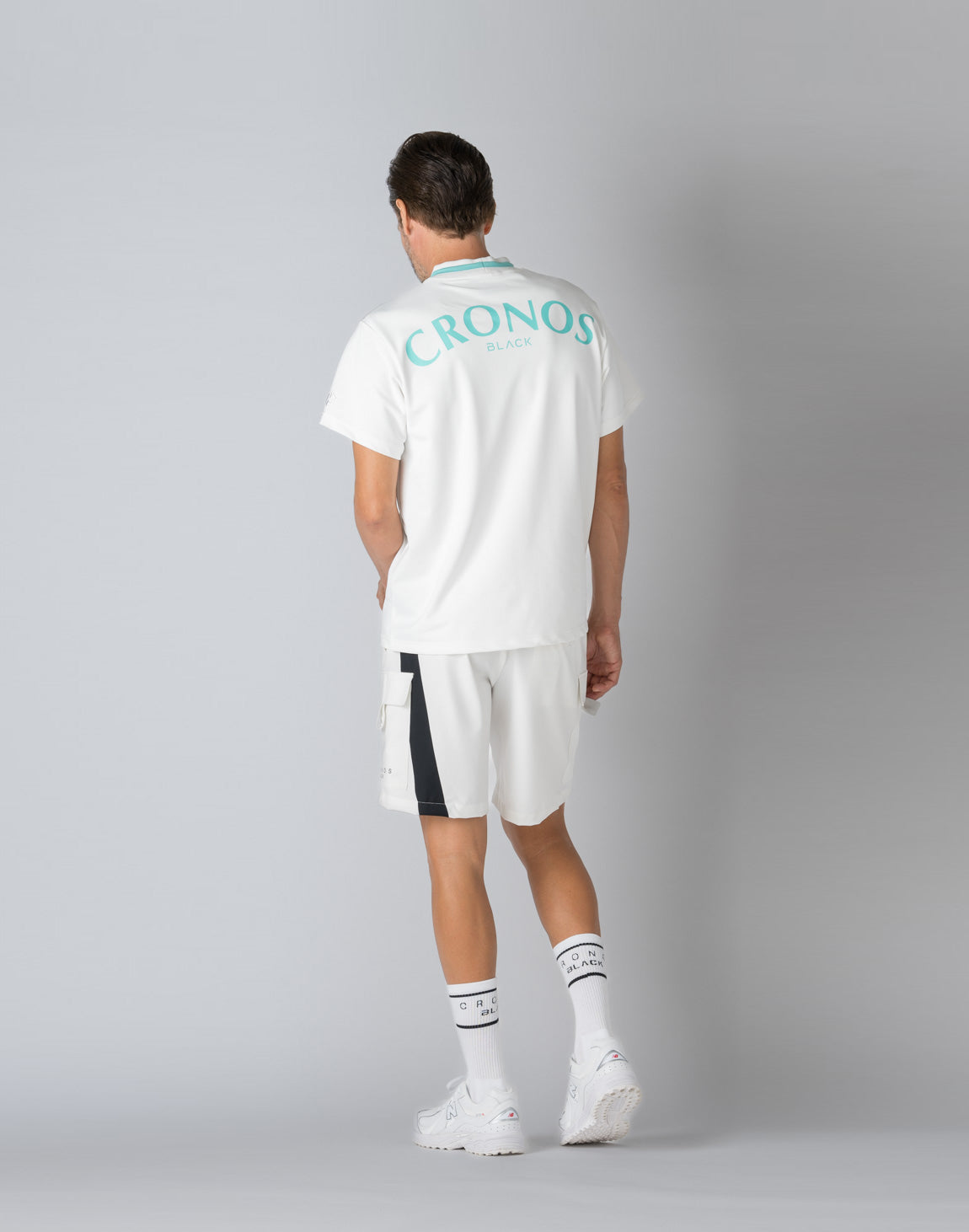 専用cronos 白、黒セット CRONOS BLACK MOCK NECK BIG LOGO SHORT SLEEVE SHIRT【WHITE