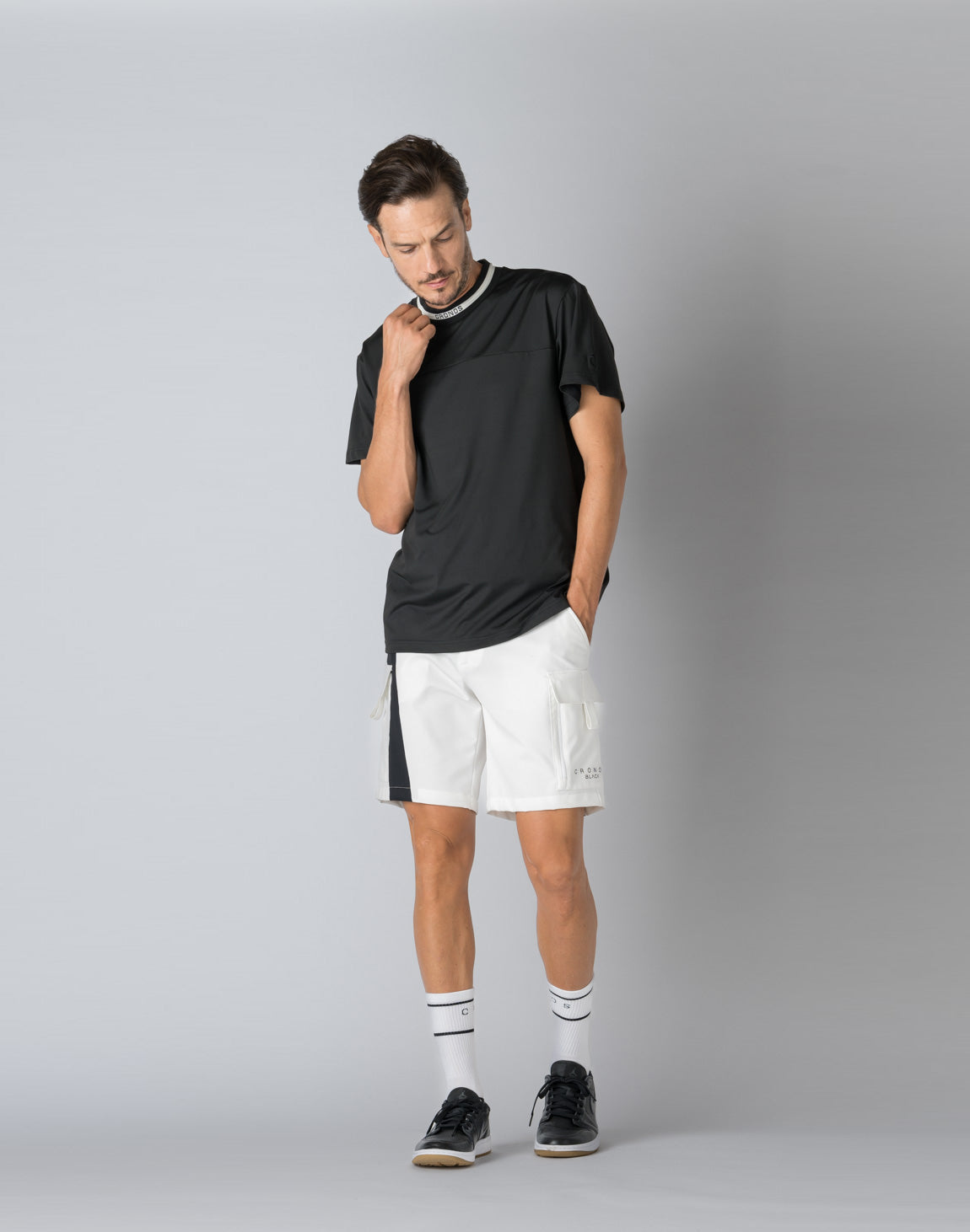 CRONOS BLACK MOCK NECK BIG LOGO SHORT SLEEVE SHIRT【BLACK
