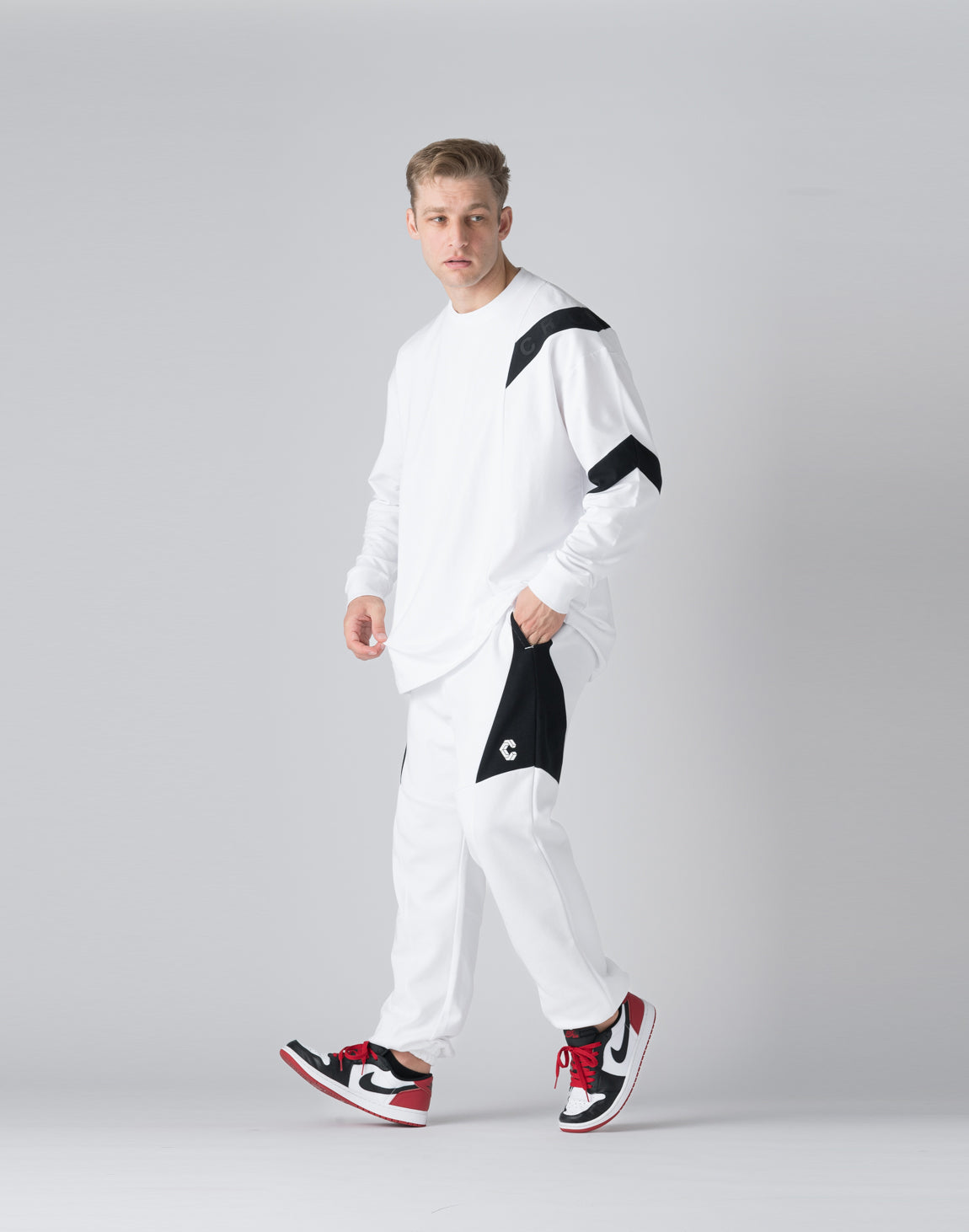 CRONOS Diagonal line paneling long Sleeve【WHITE】