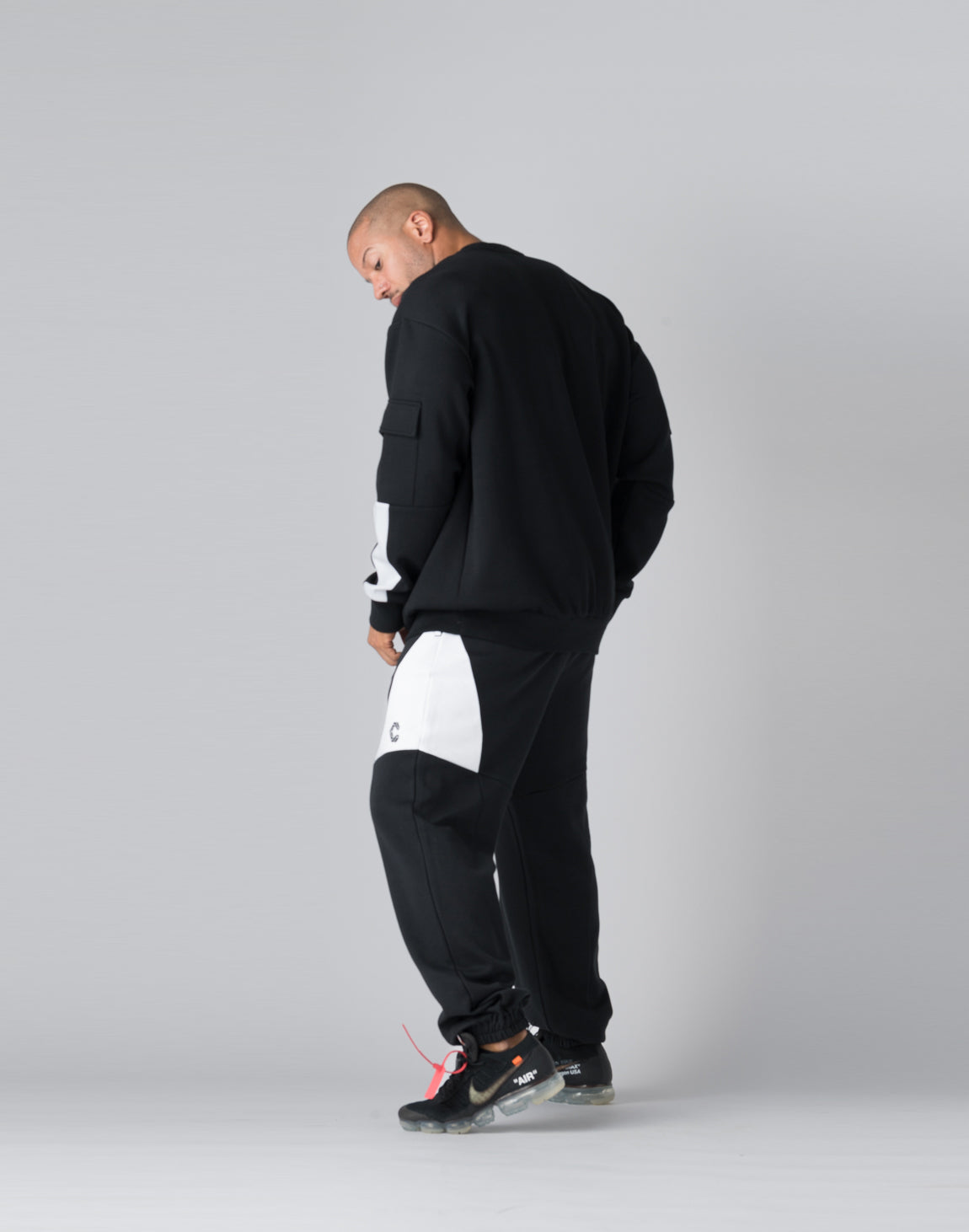 ウエイトトレーニング CRONOS CARGO SWEATSHIRT BLACK SIZE:L ウエイトトレーニング CRONOS CARGO SWEATSHIRT BLACK SIZE:L CRONOS