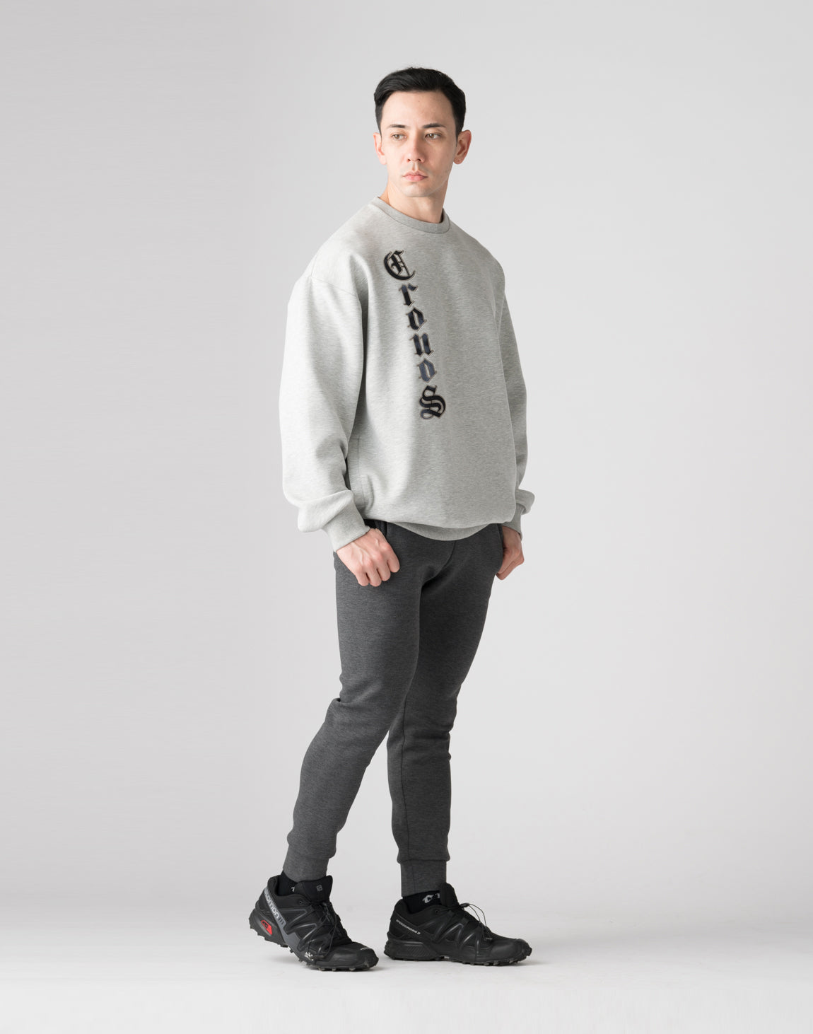 CRONOS　クロノス　グレー　スウェット CRONOS Patchwork sweatshirt 【M.GRAY】 – クロノス CRONOS