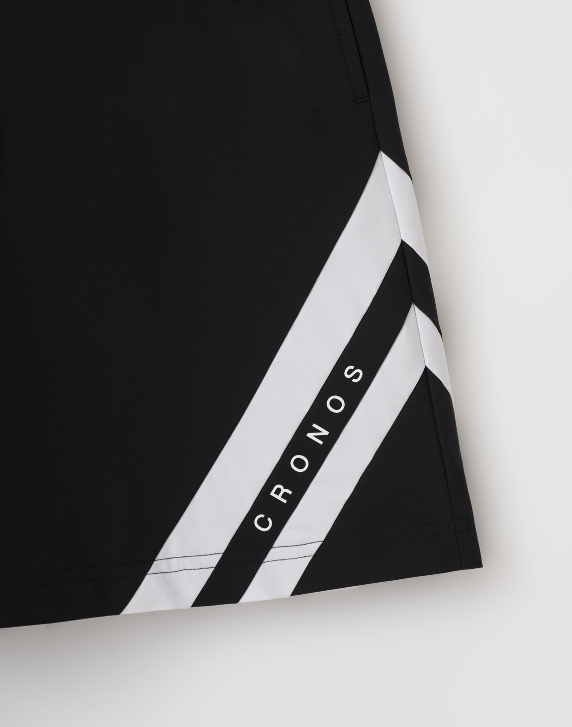 CRONOS Water-Resistant Hybrid Long Sleeve 【BLACK
