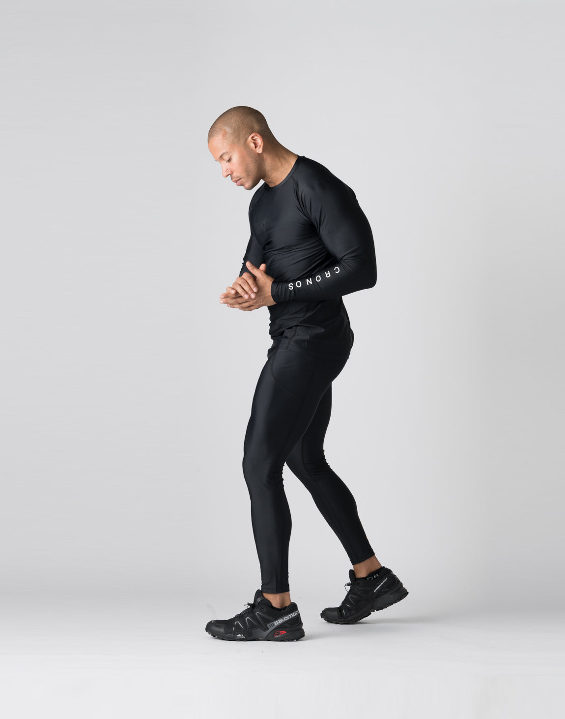 CRONOS Water-Resistant Hybrid Long Sleeve 【BLACK