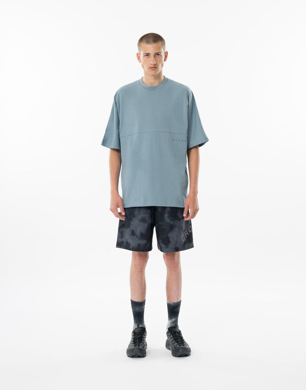 CRONOS OVERSHOULDER TEE【G.BLUE】