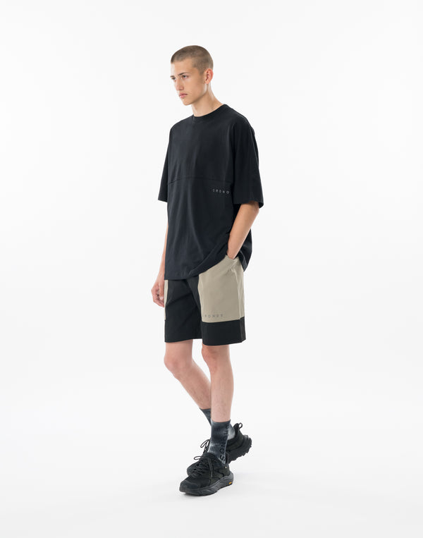 CRONOS OVERSHOULDER TEE【BLACK】