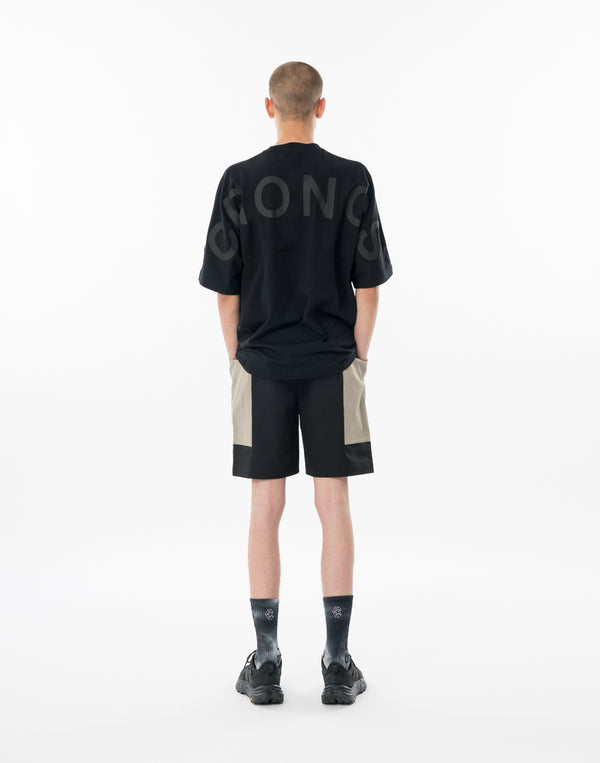 CRONOS OVERSHOULDER TEE【BLACK】