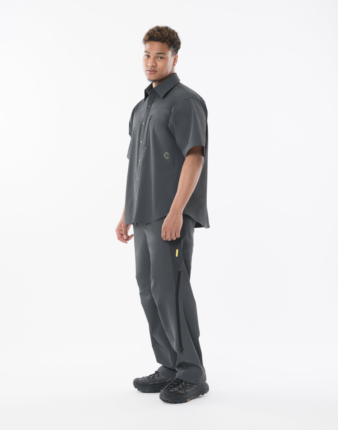 CRONOS TECH VERTICAL ZIP SHIRT【D.GRAY】