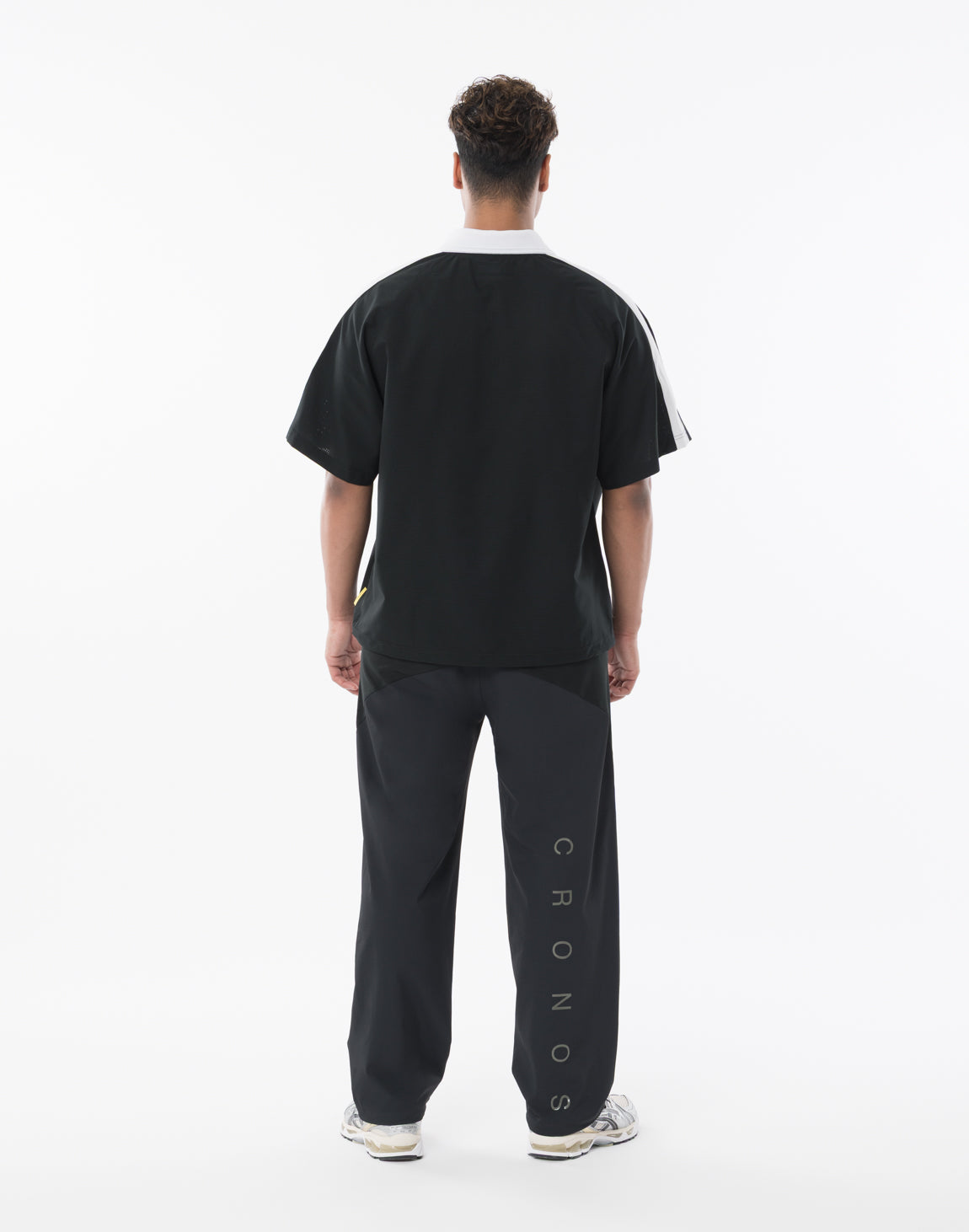 【ネット完売】CRONOSロングパンツMサイズ CRONOS 2LINE LONGPANTS【GREEN】