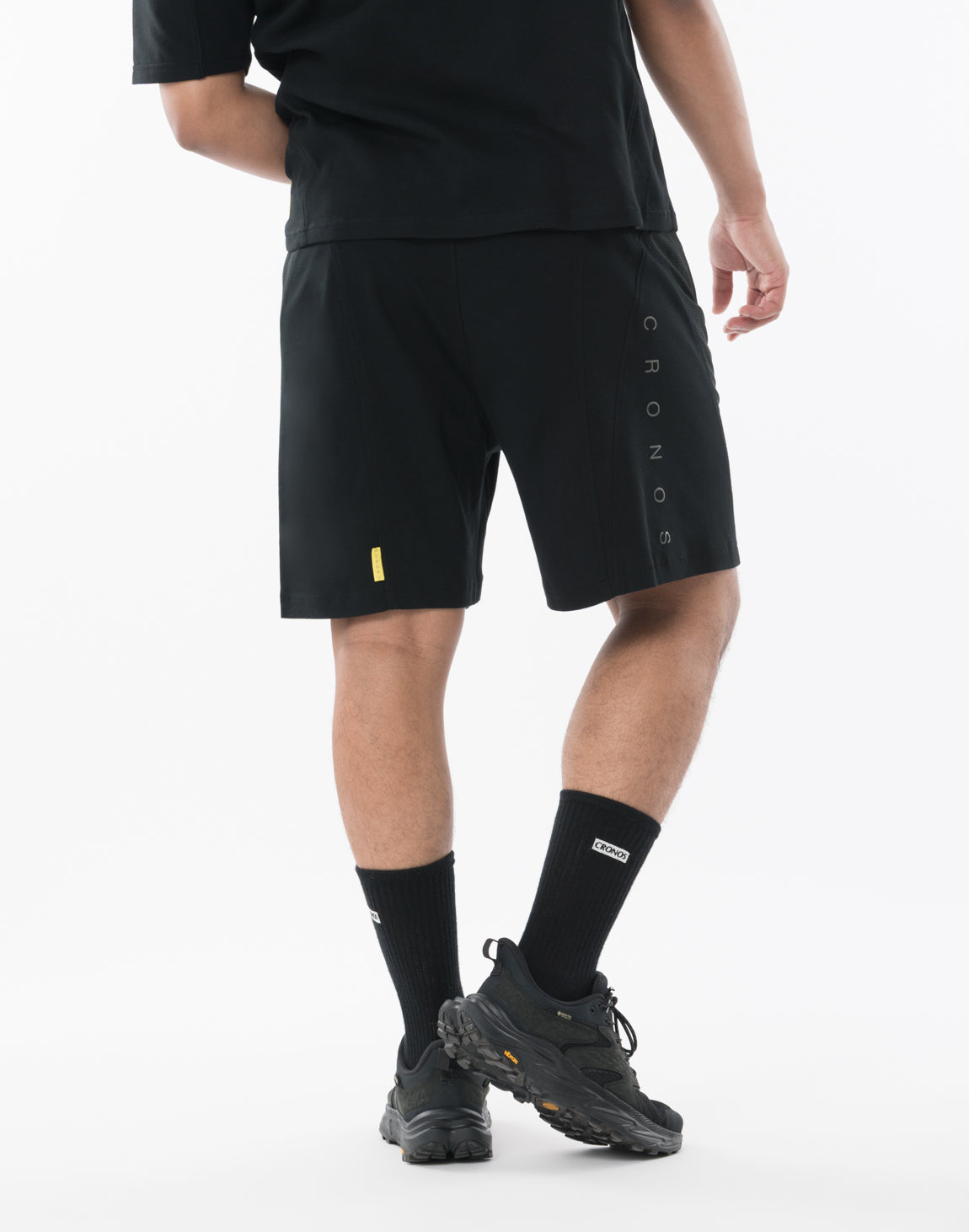 CRONOS HYBRID ACTIVE SHORTS【BLACK】